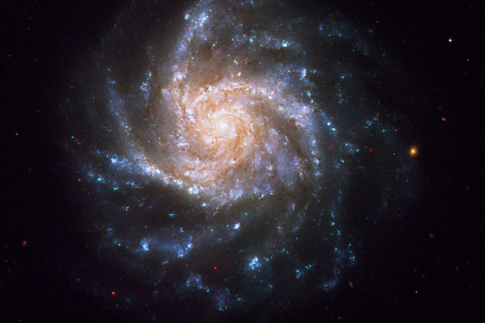 La galaxie spirale NGC 1376 vue par le télescope Hubble